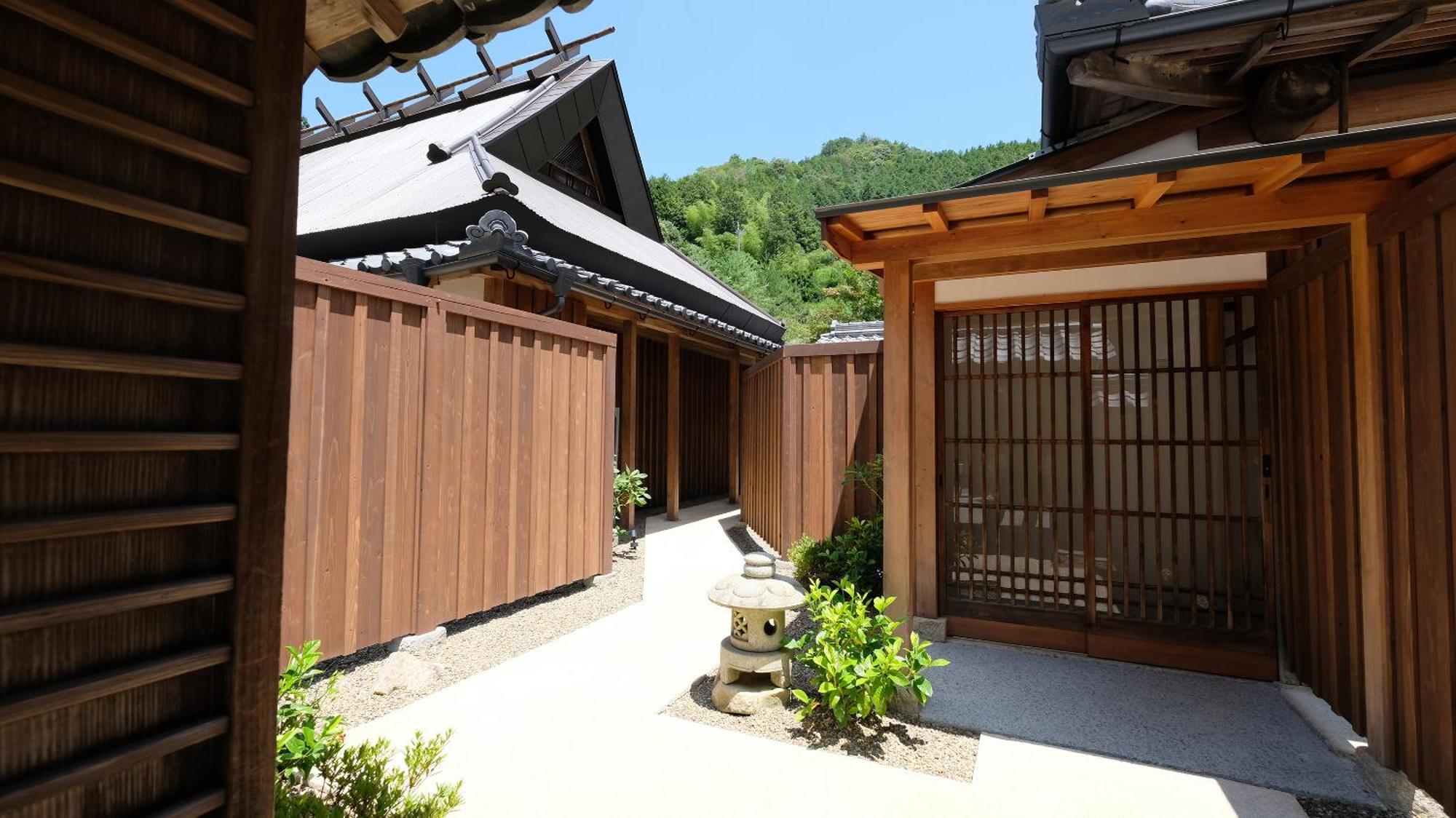 Satoyama Hotel Kanenone Tamba Maibara Extérieur photo